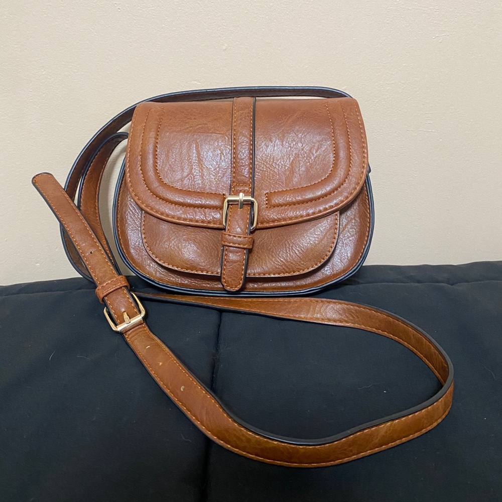 Brown crossbody purse 👜